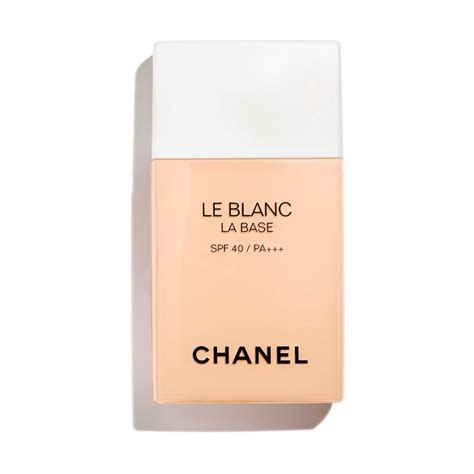 le blanc base de teint chanel spf 40|Chanel la base makeup.